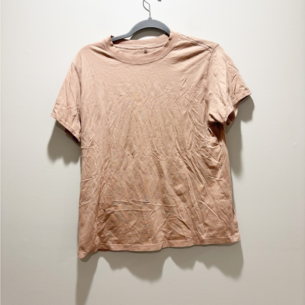 lululemon athletica Women’s Tan Short Sleeve Tee Casual Activewear Size 6
